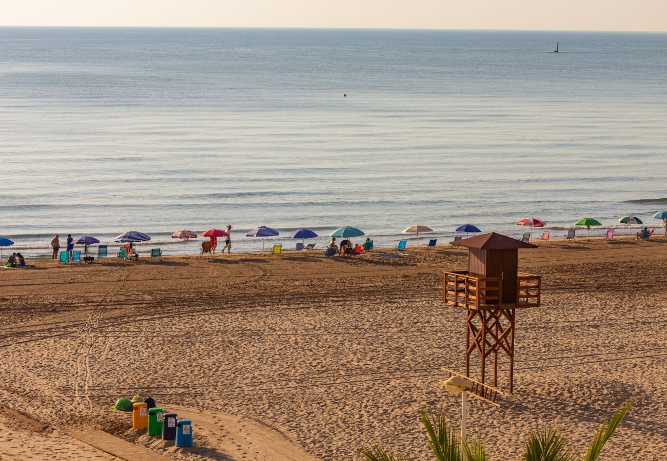 Cullera Beachfront Apartment